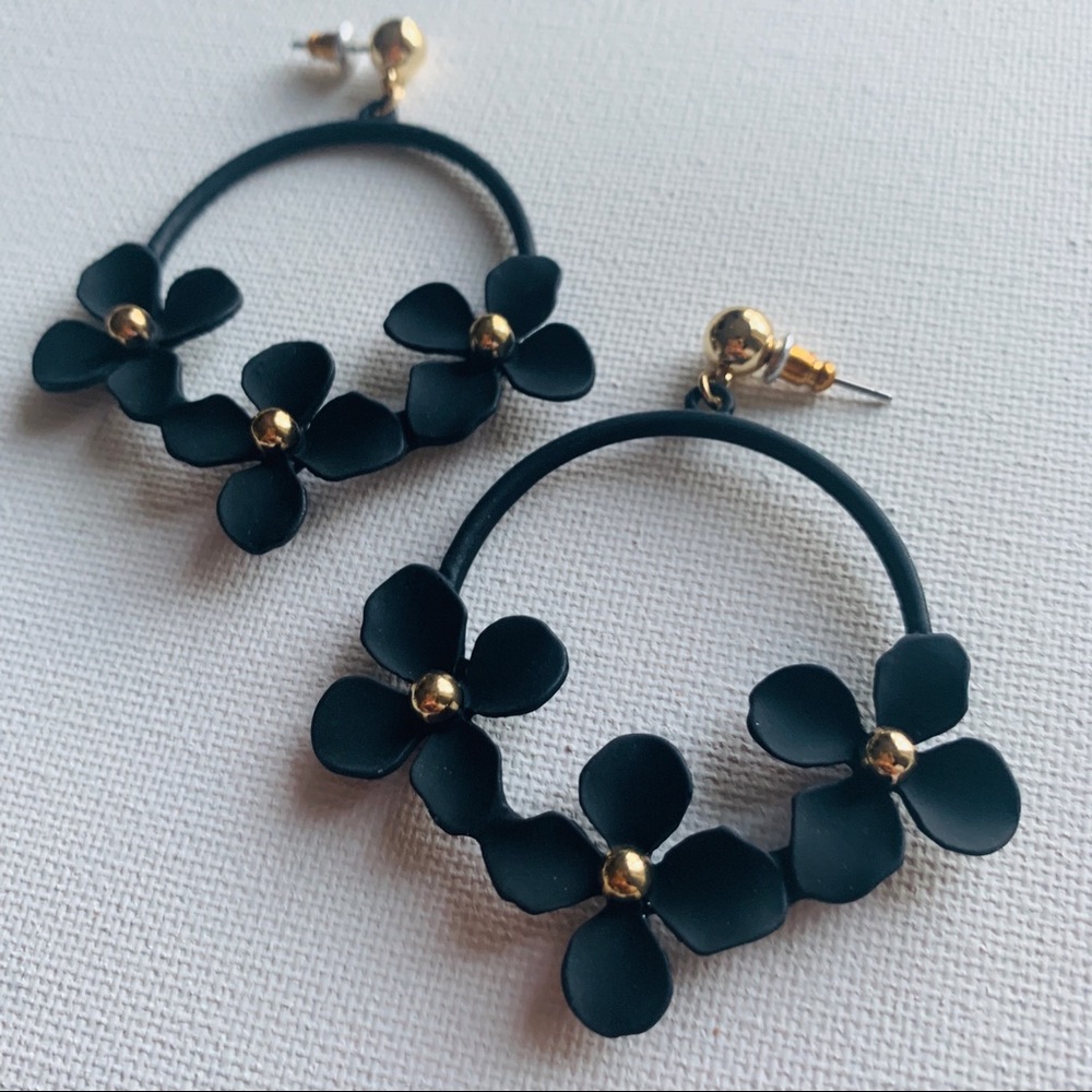 Black flower hoop earrings